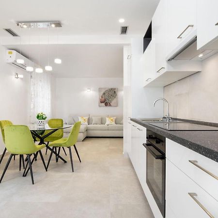Apartment Amadeo Spalato Esterno foto