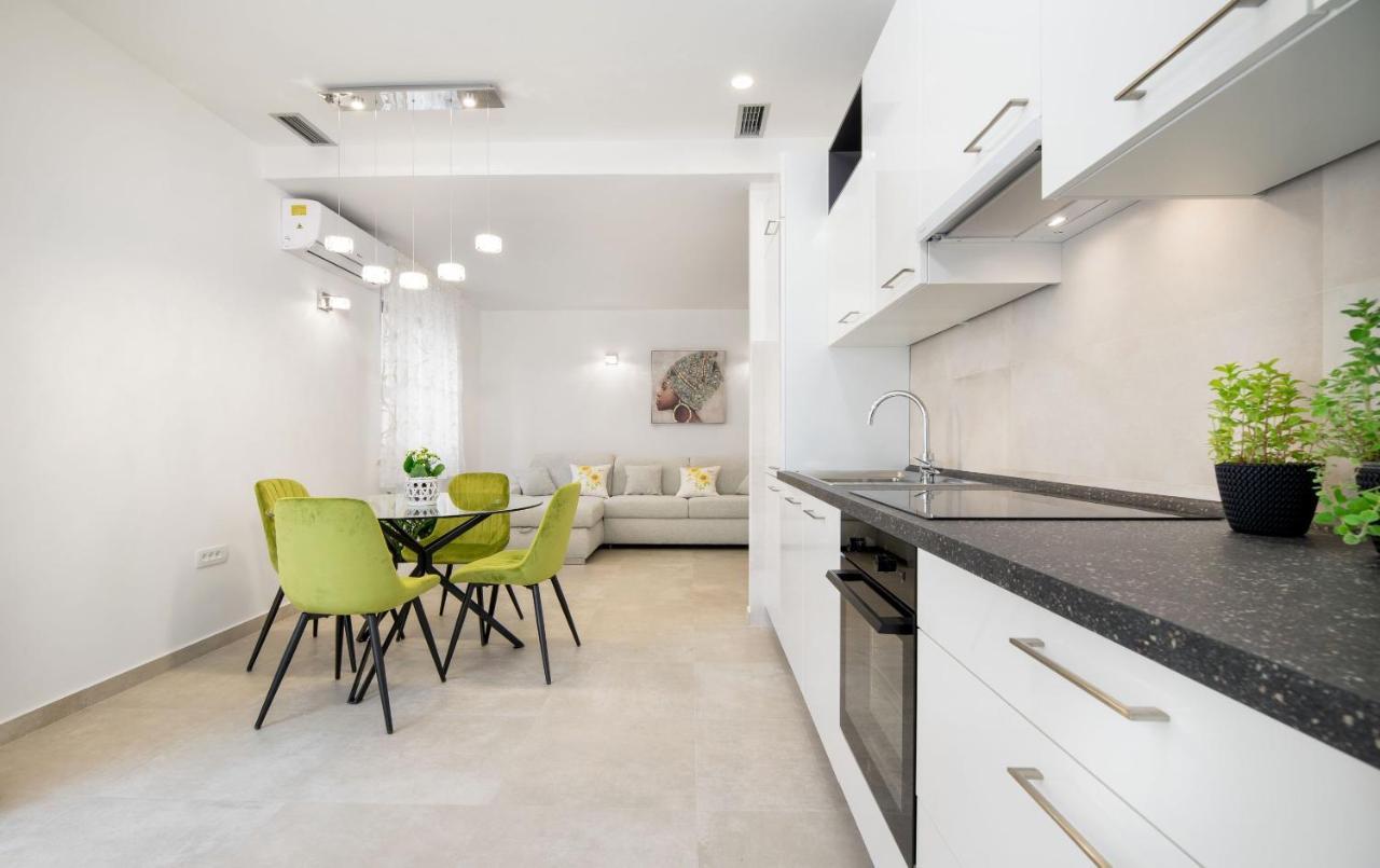 Apartment Amadeo Spalato Esterno foto