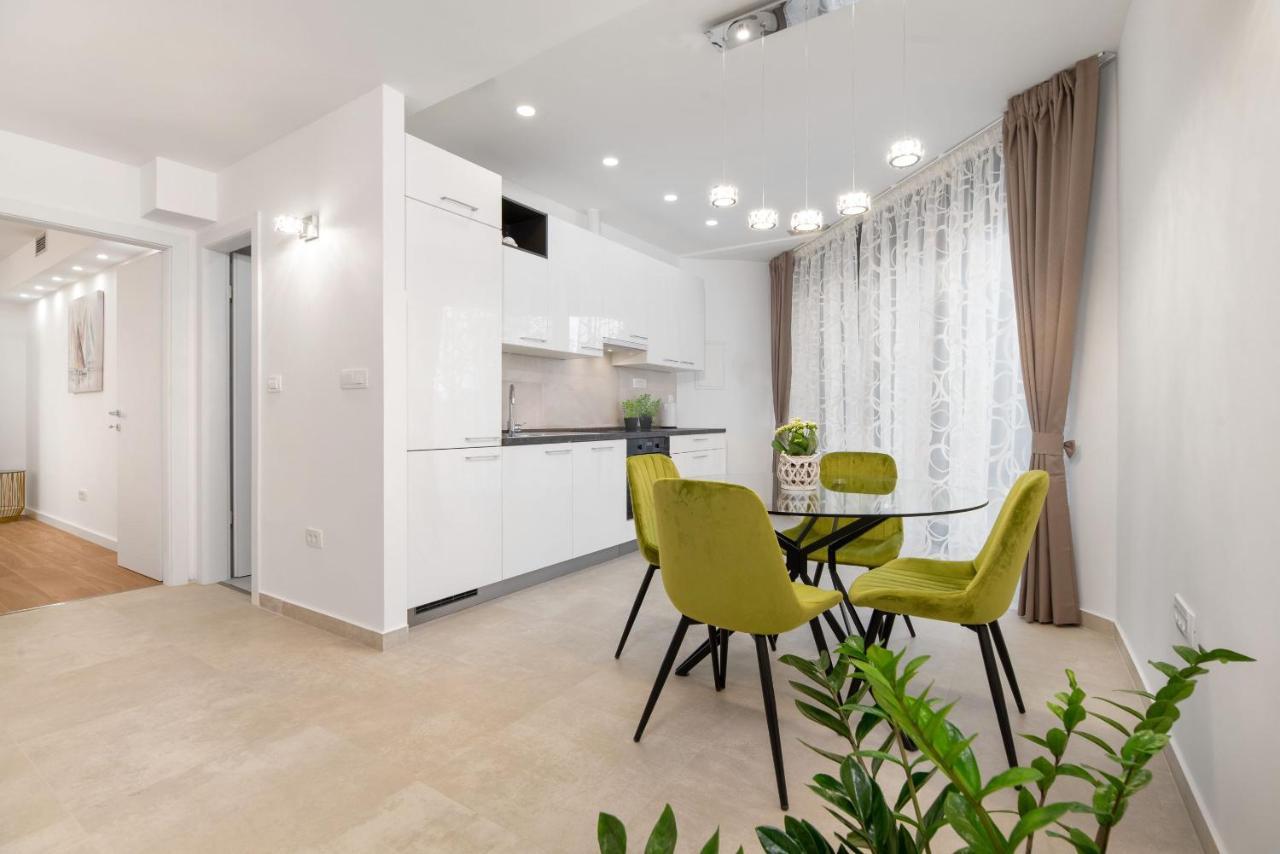 Apartment Amadeo Spalato Esterno foto